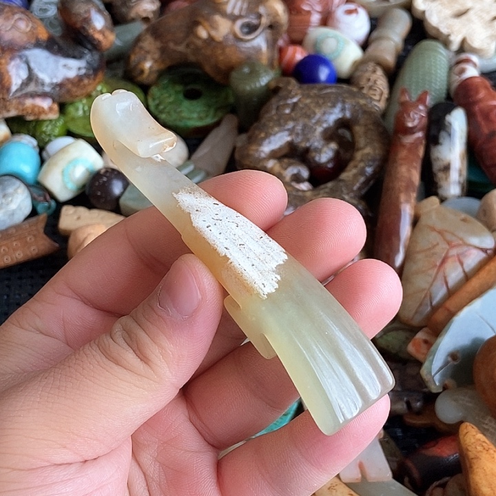 和田玉未镶嵌颈饰90