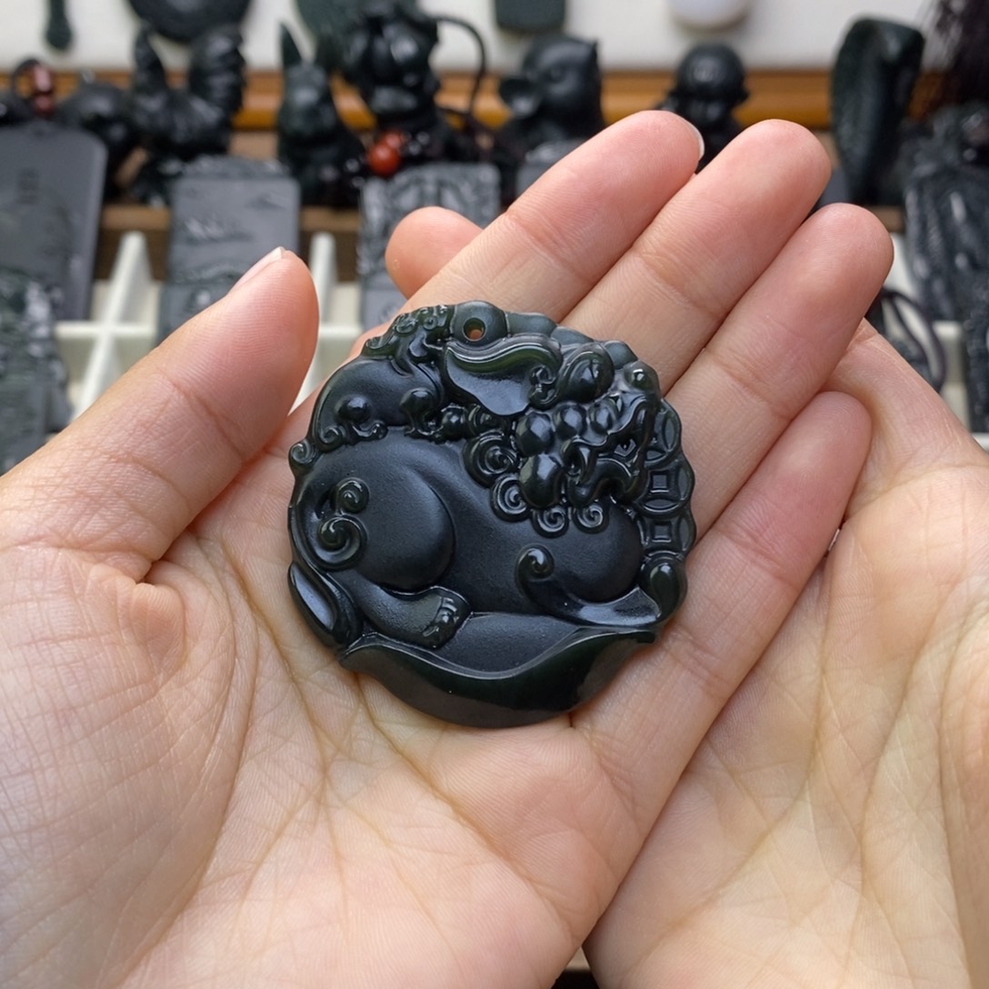 上***6和田玉未镶嵌颈饰