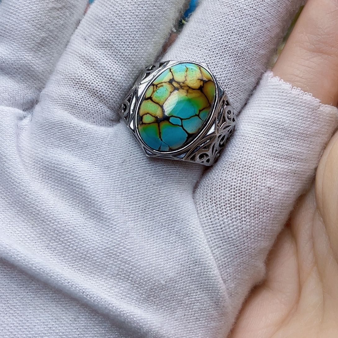 绿松石未镶嵌饰品