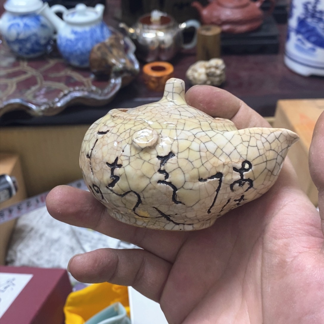 茶盏我****的密胺手绘陶瓷杯子