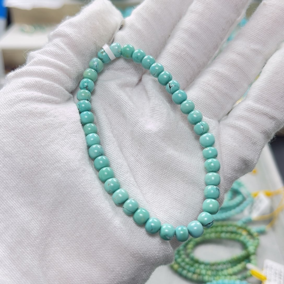 绿松石绿松石未镶嵌