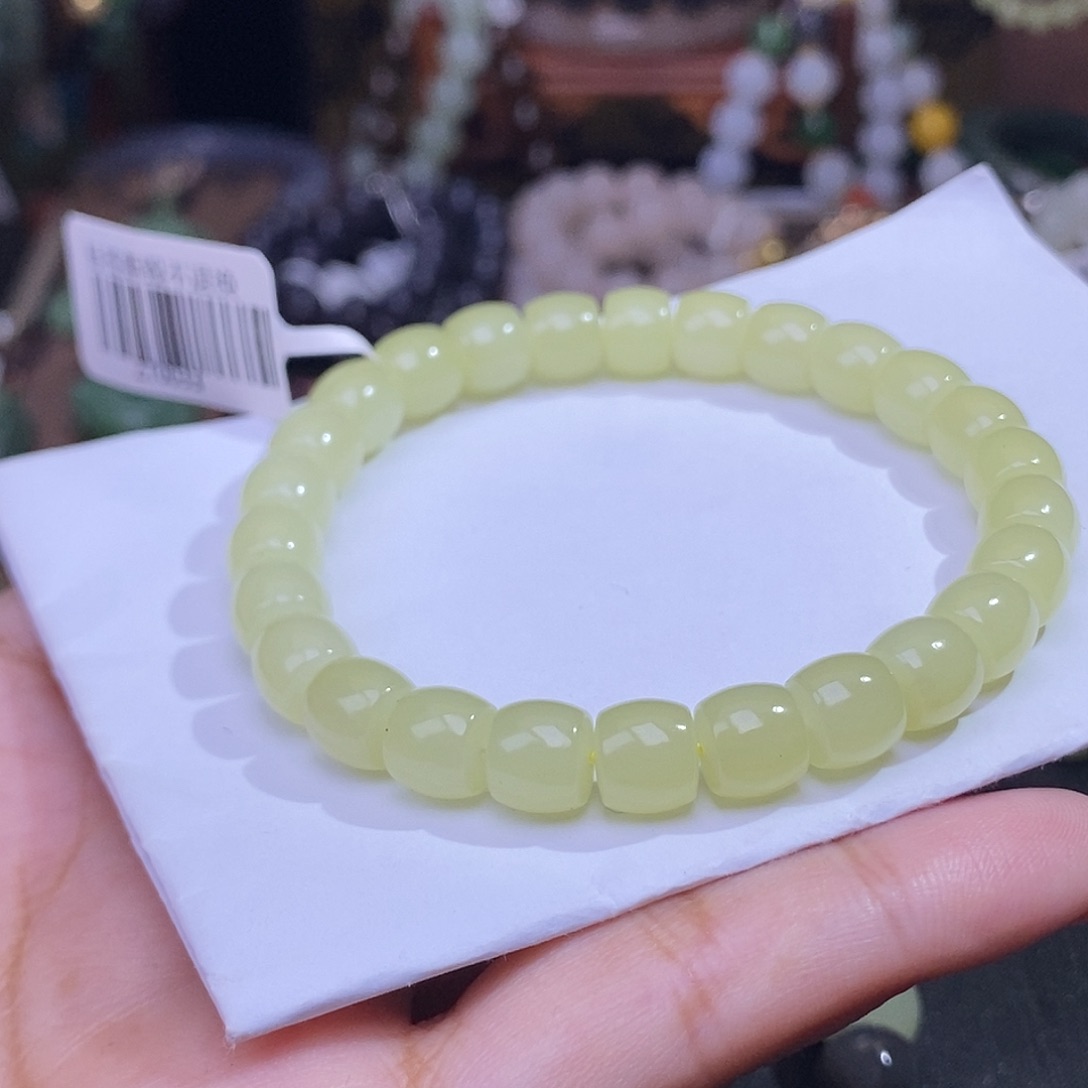 和田玉未镶嵌颈饰黄口鸡油黄约8mm手串