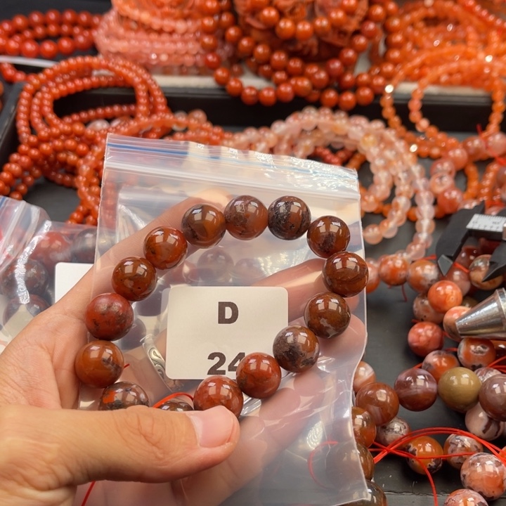 南红玛瑙未镶嵌多样性发货默认微瑕称重14mm