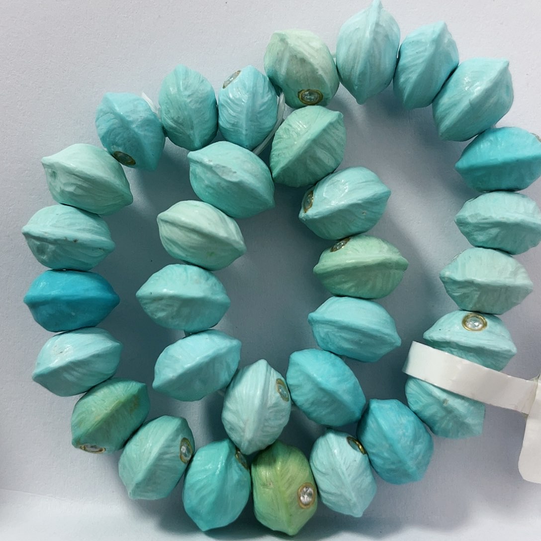 绿松石配饰未镶嵌