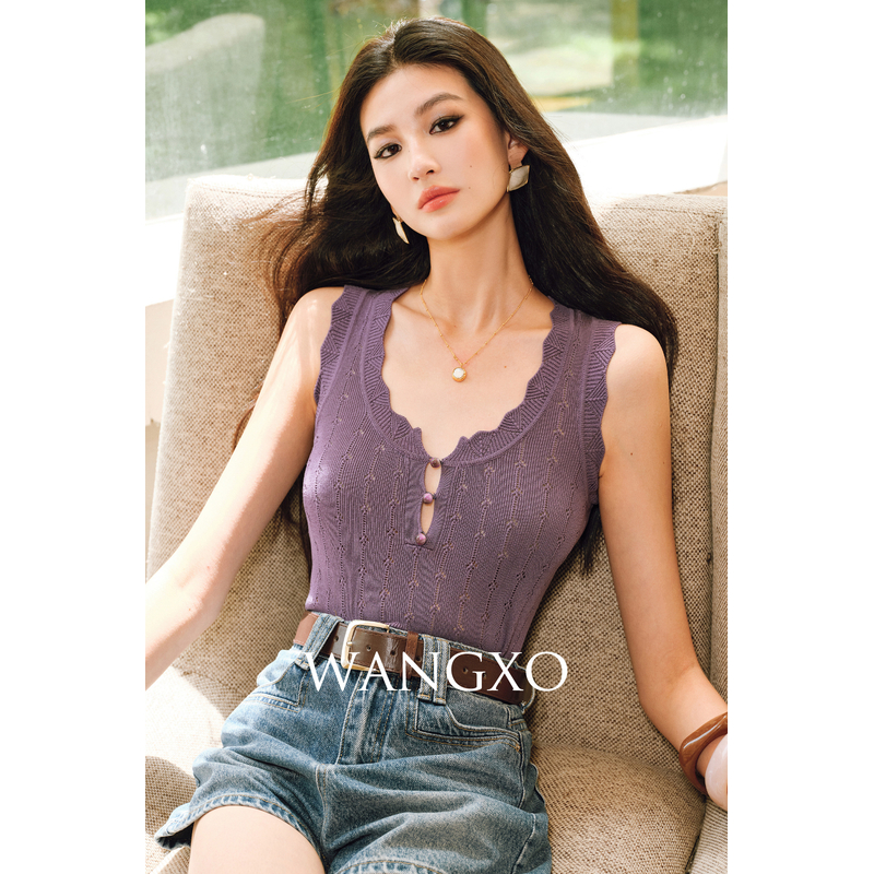 WANGXO  冰爽丝透气波浪边U领针织上衣  250501W