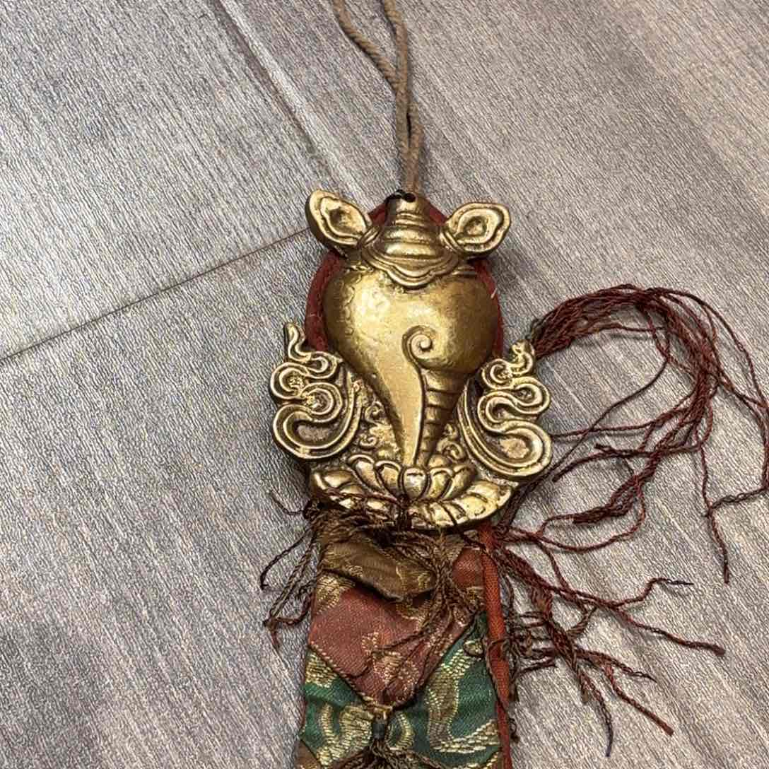 铜星月菩提吊坠项链