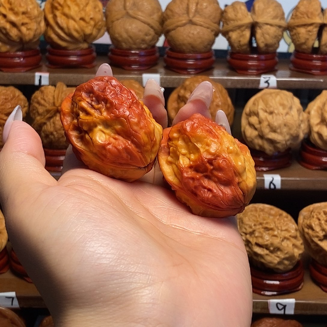 核桃40七彩貔貅蟾1111