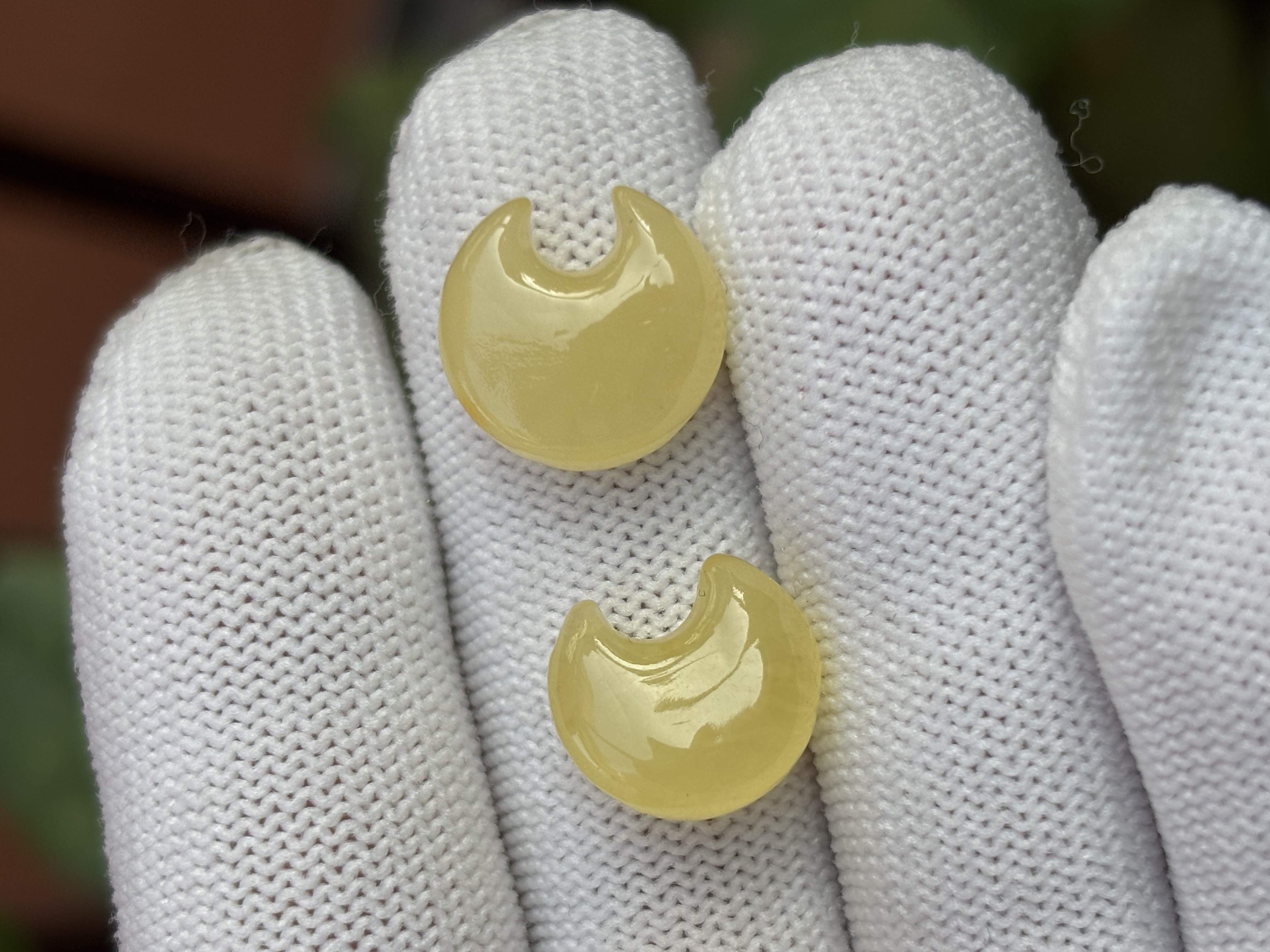 5468天然蜜蜡琥珀月亮配饰12x6mm