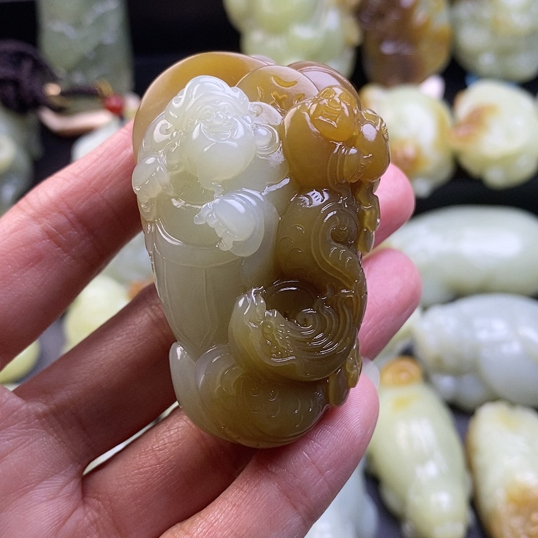 未镶嵌和田玉把件秋**叶