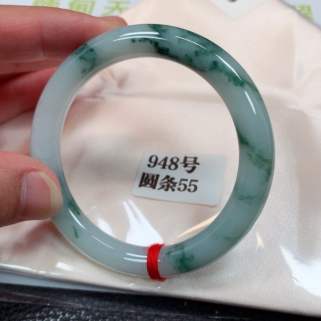 【闪购商品】未镶嵌手镯翡翠948号