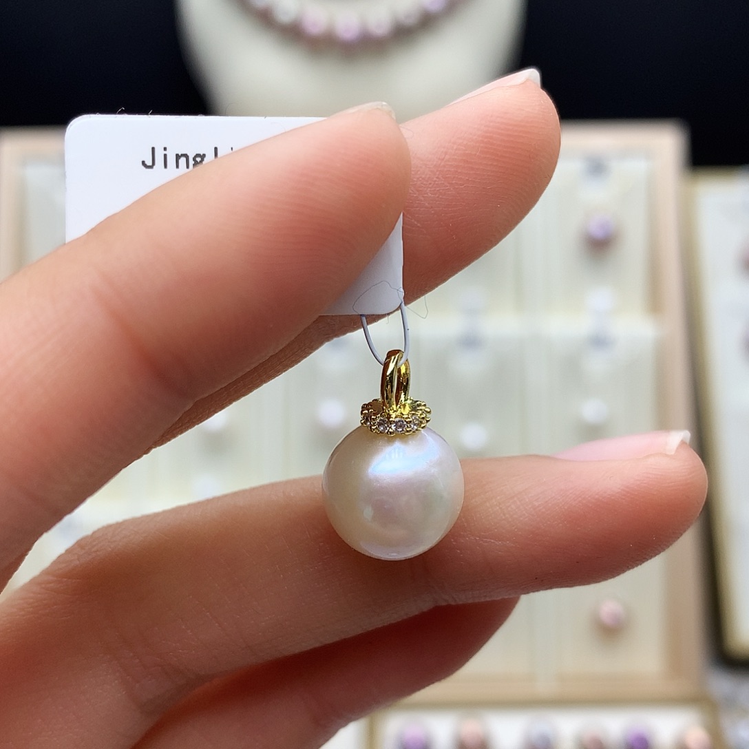 淡水珍珠合金颈饰