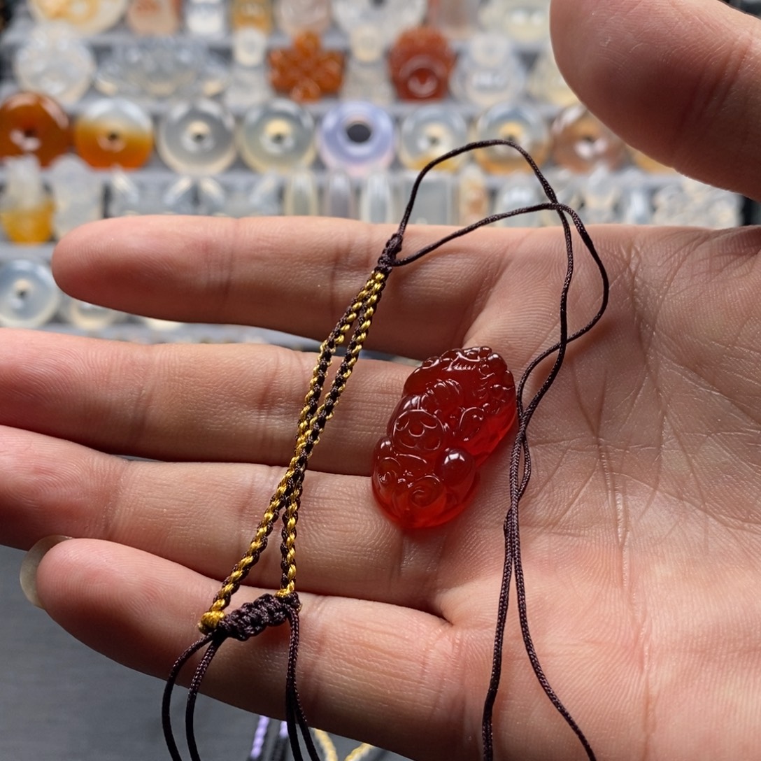 玛瑙/玉髓未镶嵌颈饰