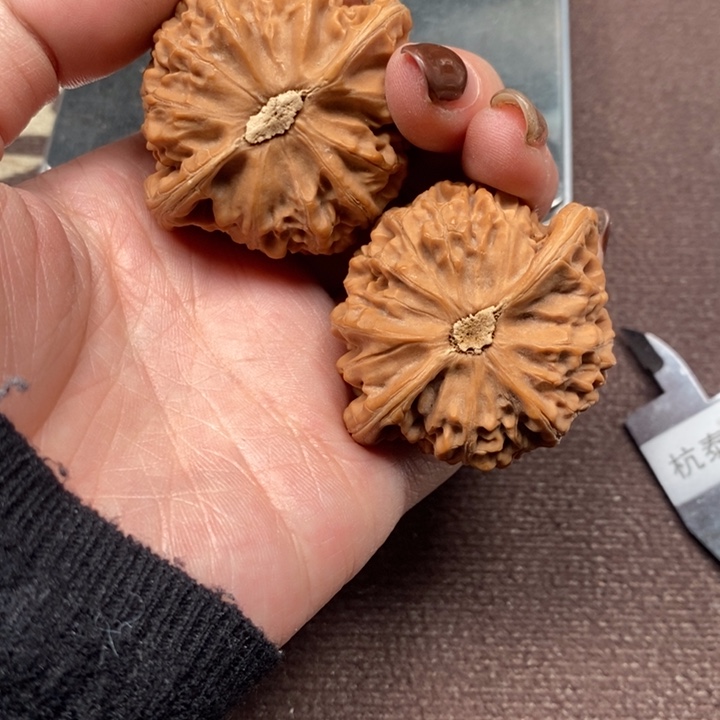 文玩核桃吊坠全品宫灯46