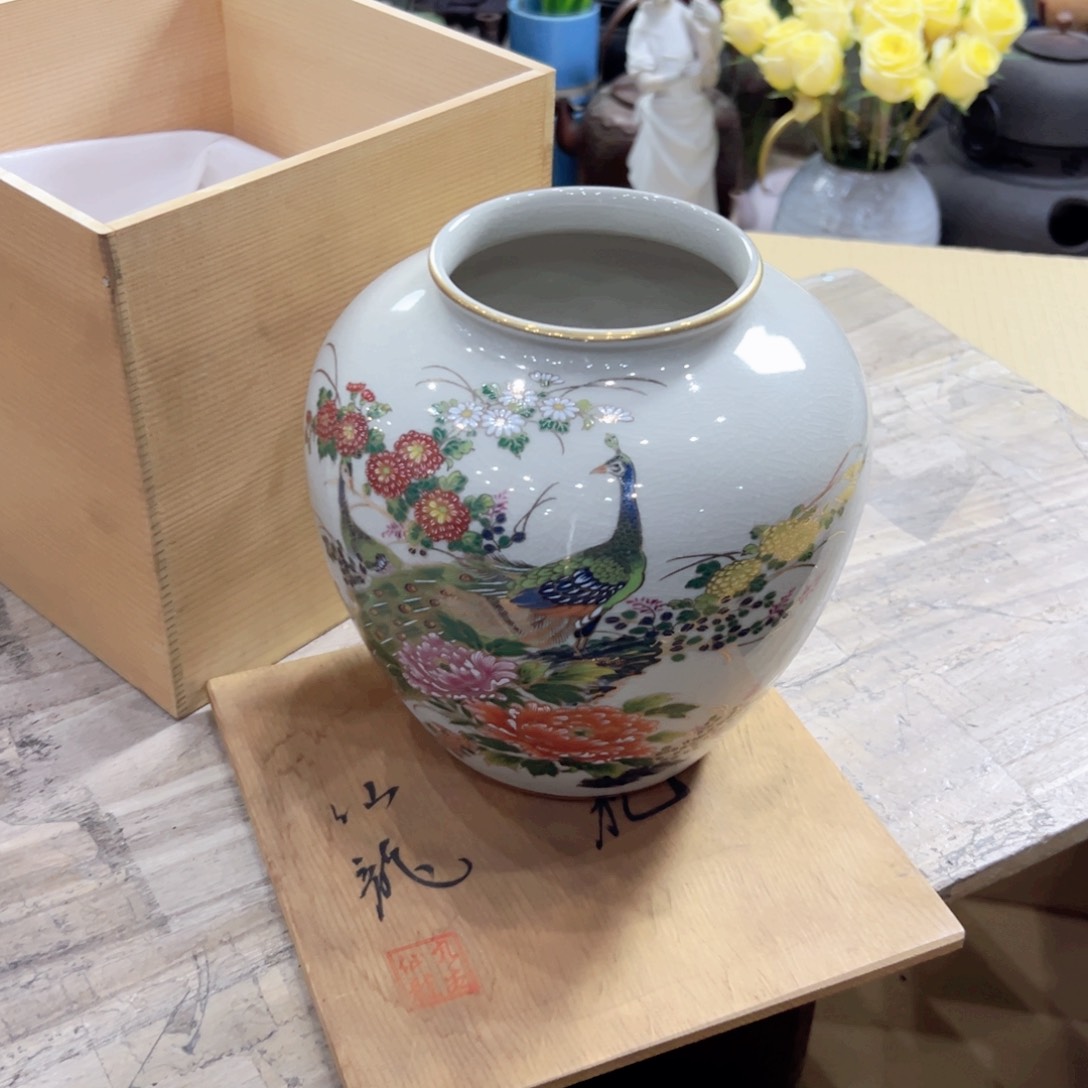 瓷片陶瓷和金属表面涂了