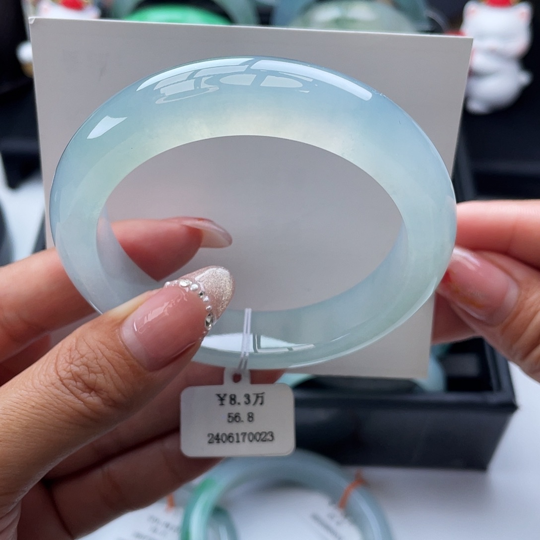 翡翠手镯未镶嵌56-57圈