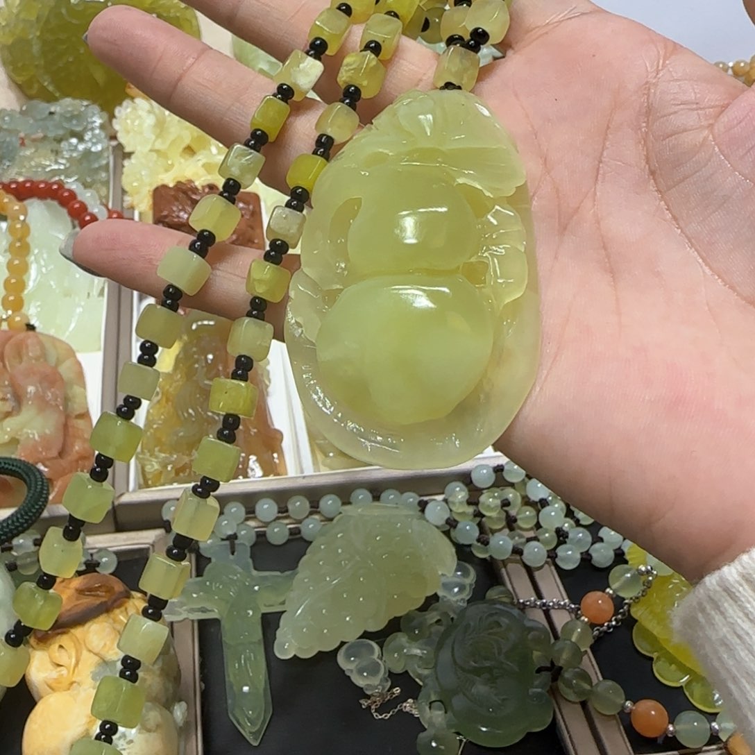 未镶嵌蛇纹石玉吊坠我****1