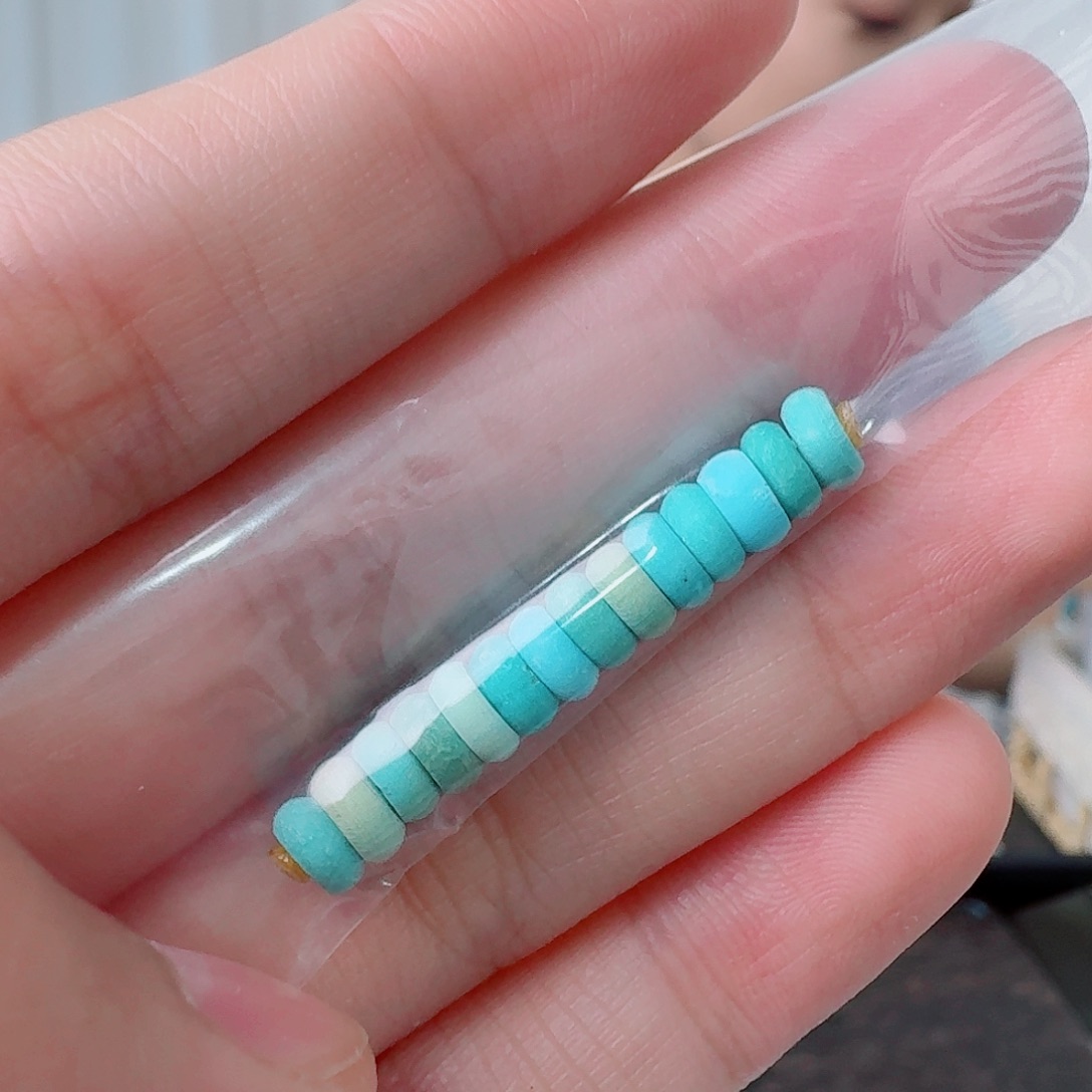 绿松石未镶嵌挂件