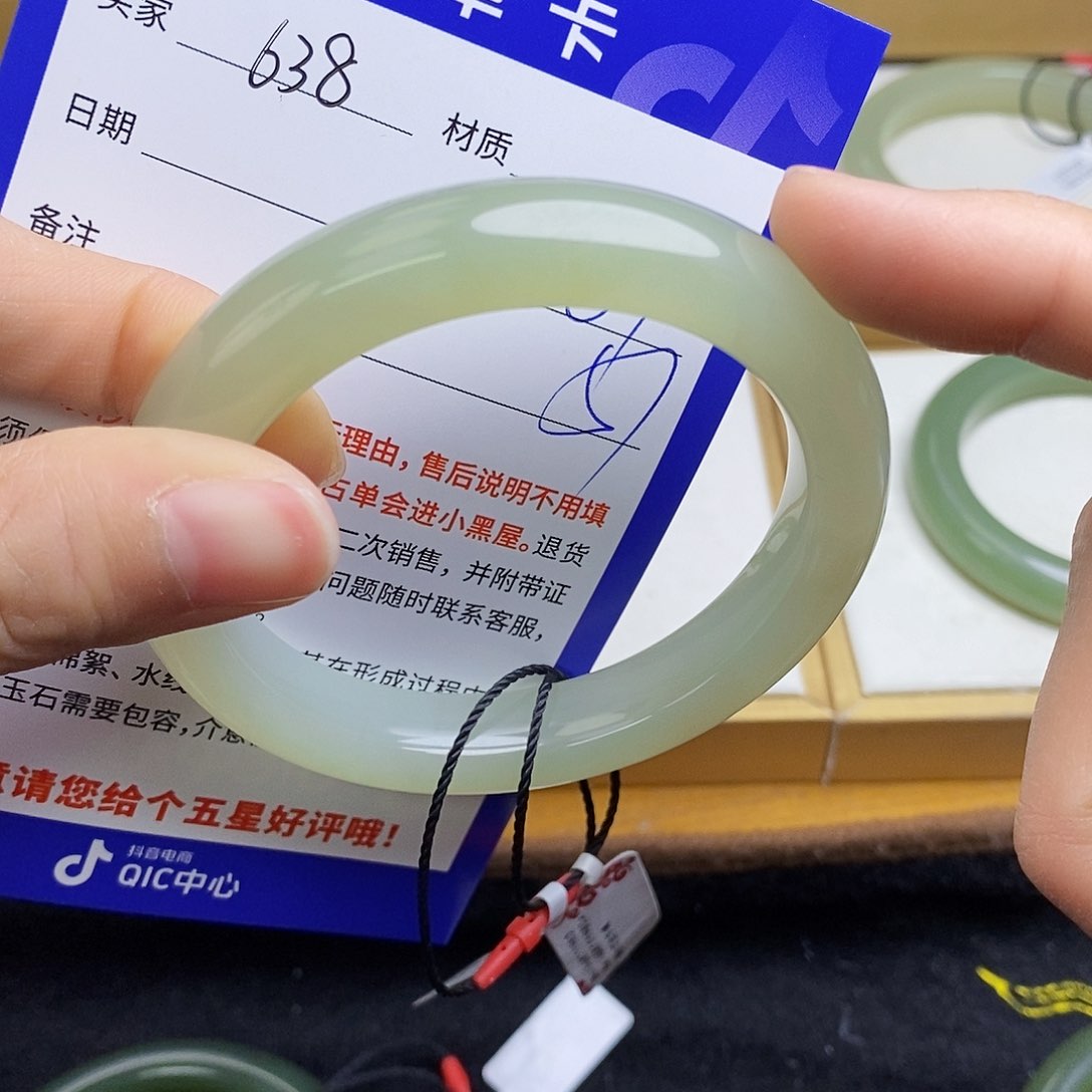 和田玉手镯未镶嵌sy
