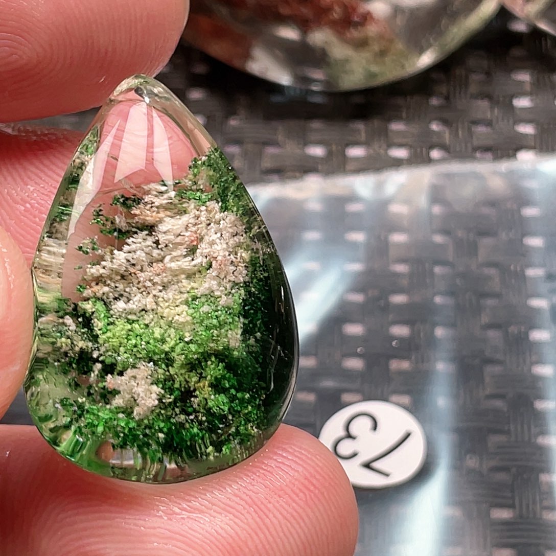 【闪购商品】颈饰未镶嵌水晶宝*?