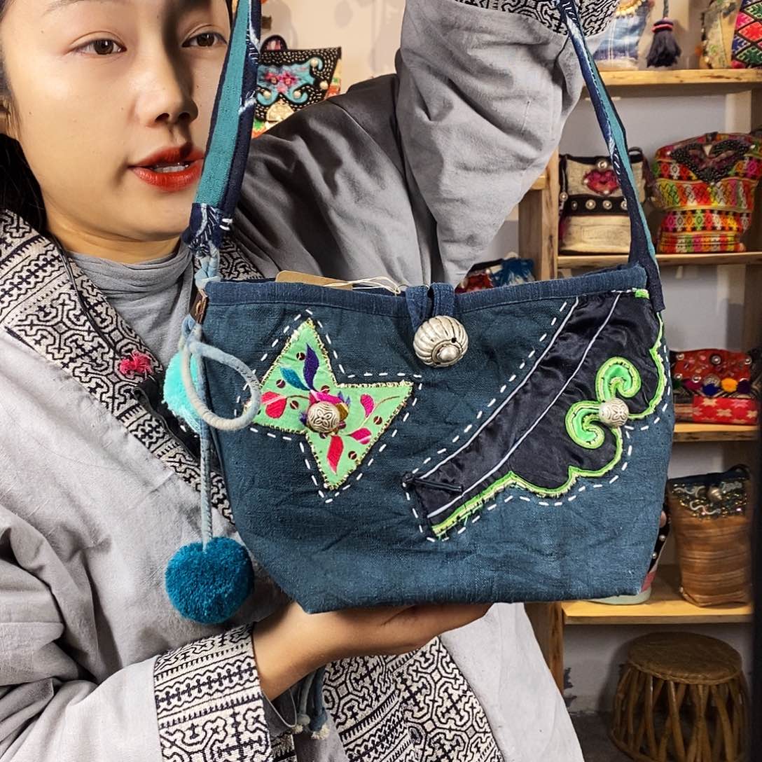 织绣手工制作工艺包包