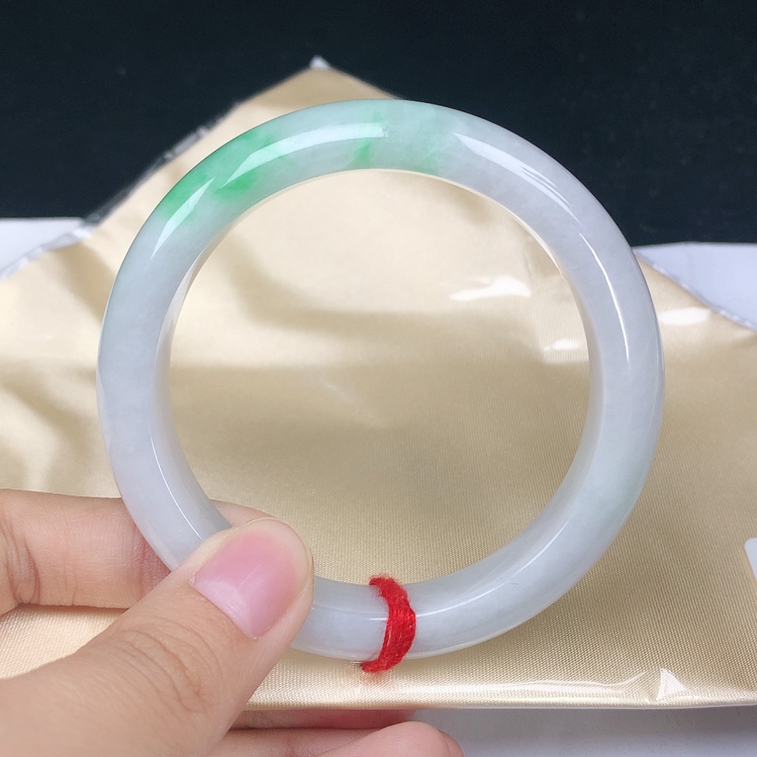 翡翠手镯未镶嵌5808正