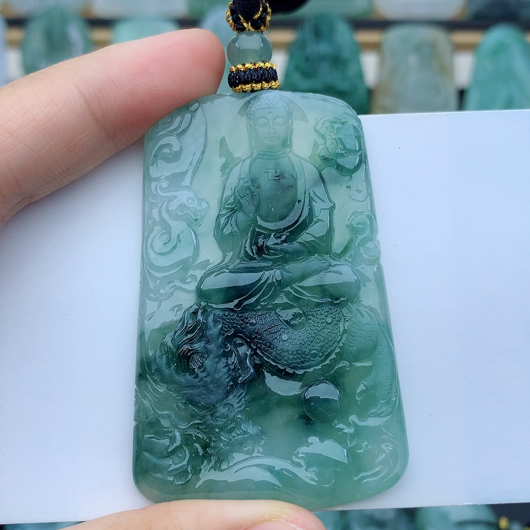 翡翠未镶嵌颈饰阿弥陀佛