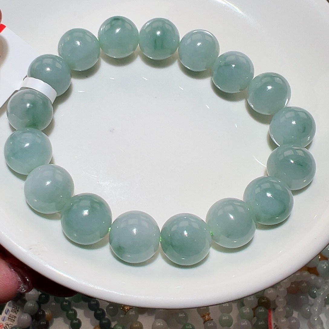 翡翠手链未镶嵌天然翡翠