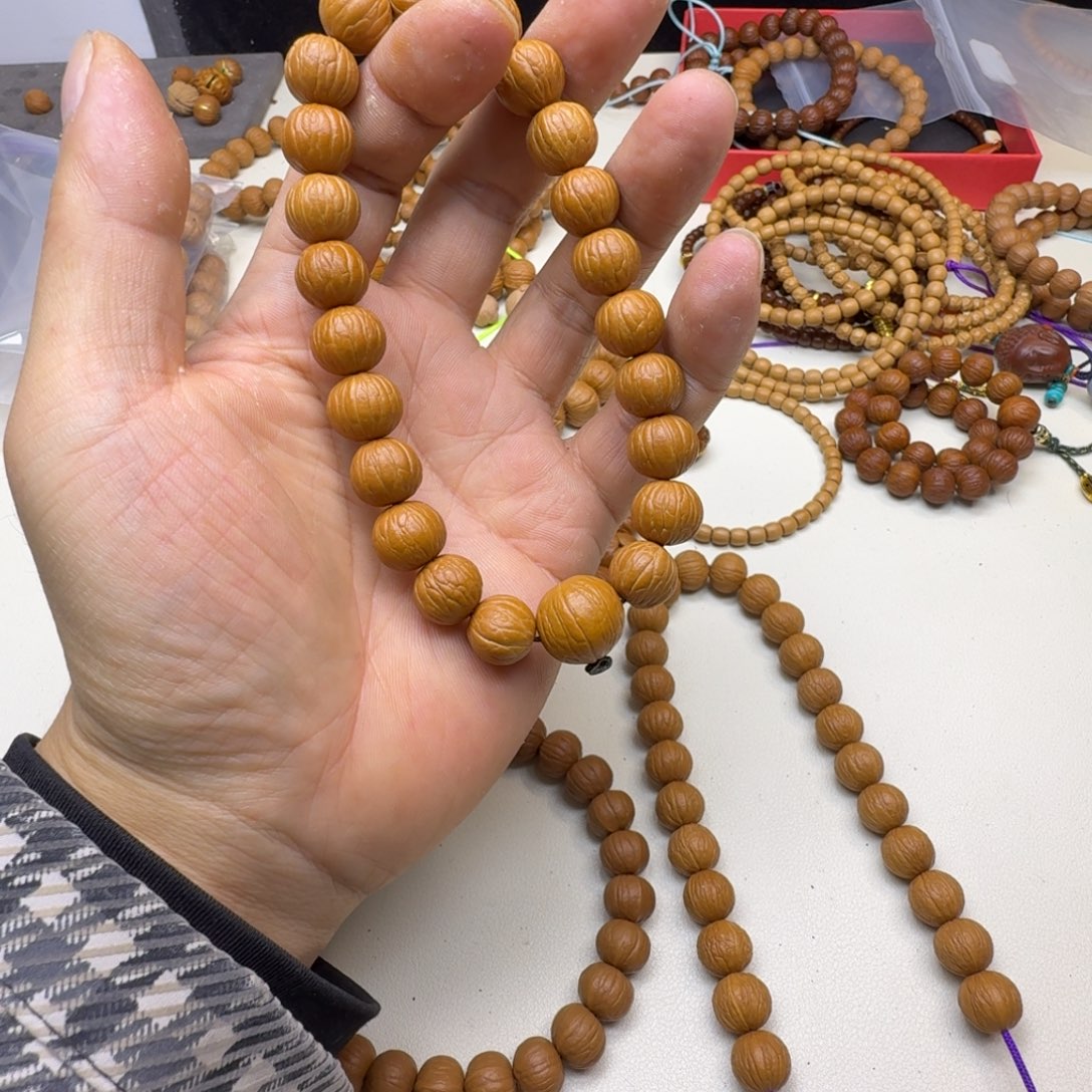 吊坠猴头核桃聚宝盆