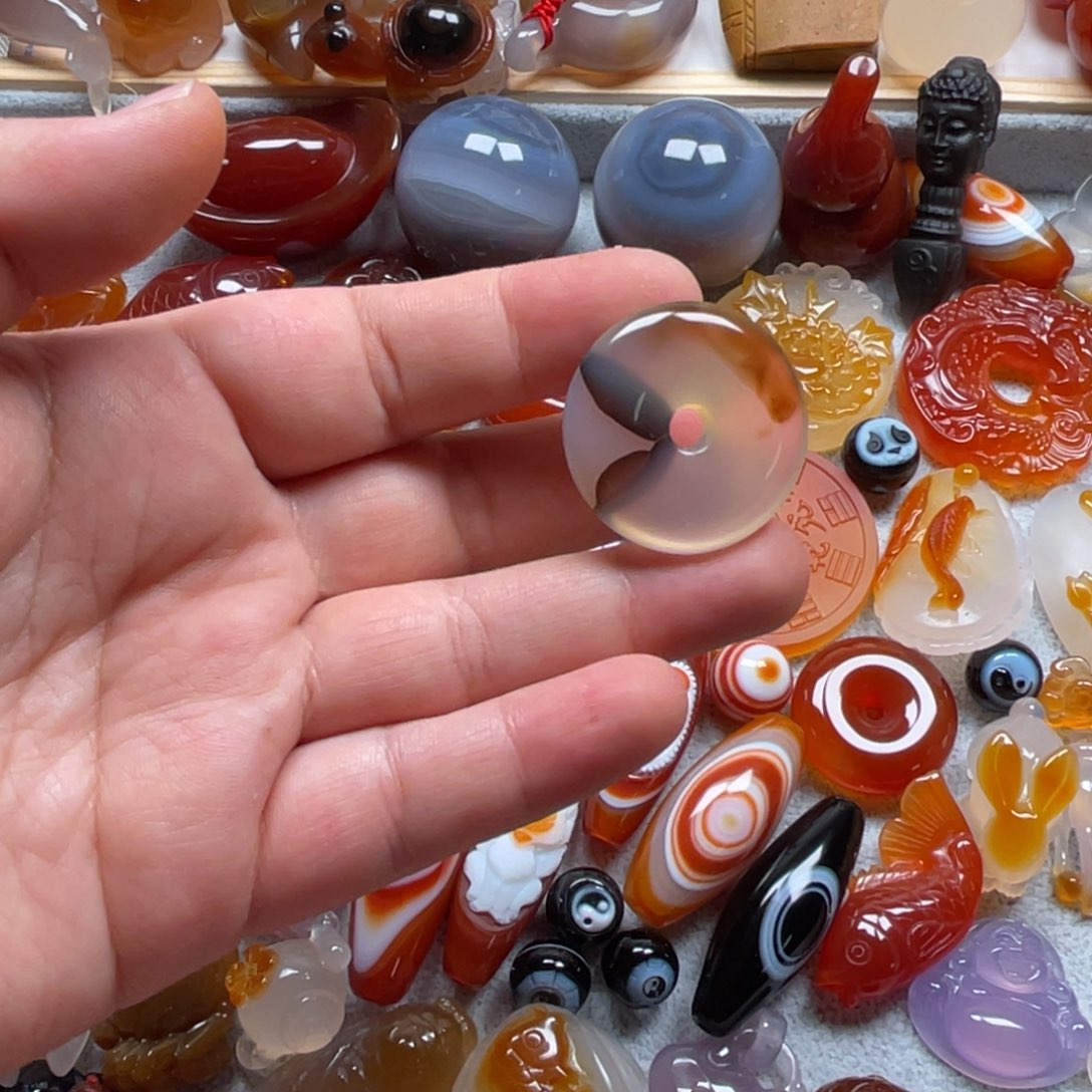 未镶嵌颈饰玛瑙/玉髓