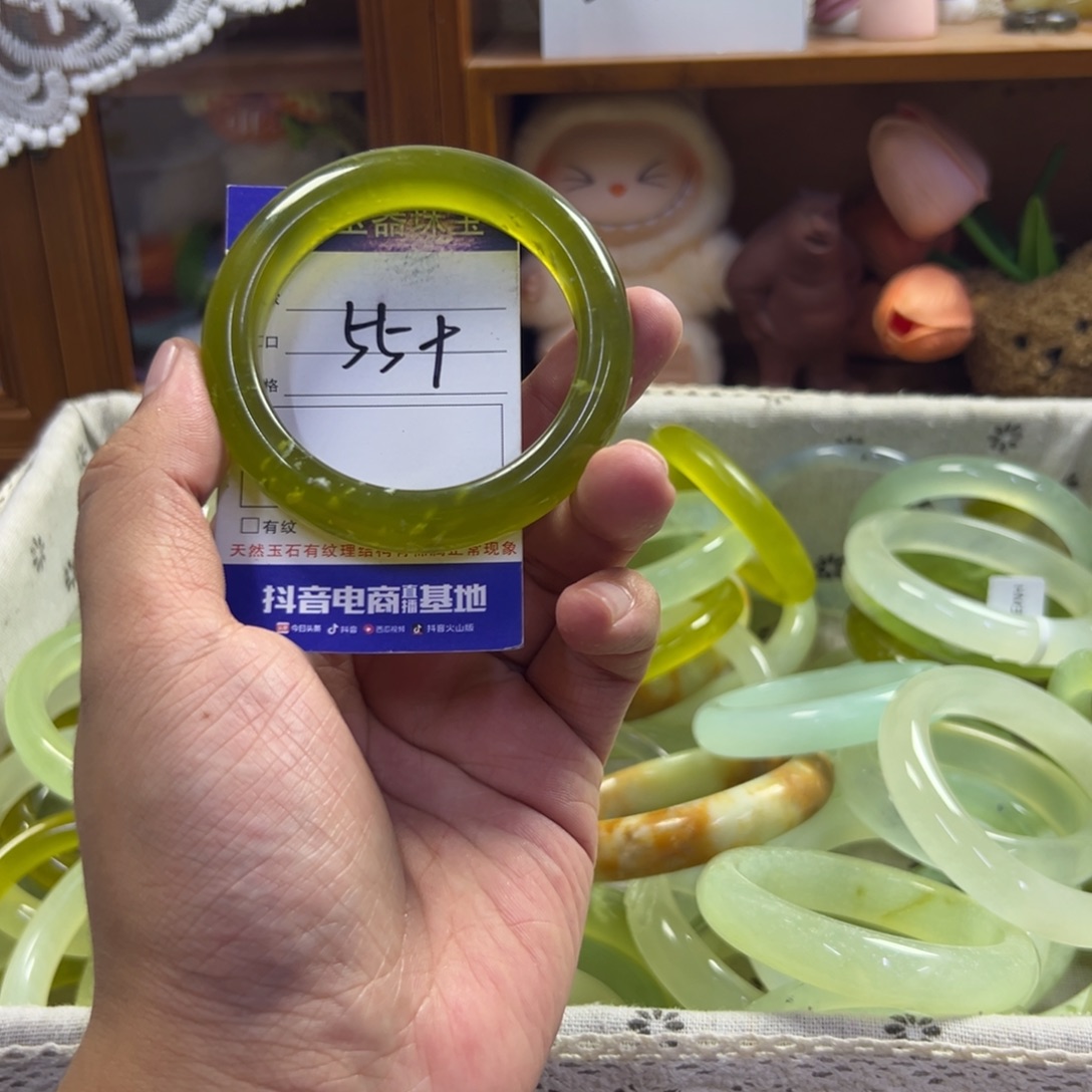 未镶嵌蛇纹石玉手镯586