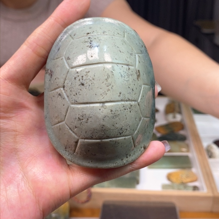 岫岩河磨玉（透闪石质玉）颈饰未镶嵌