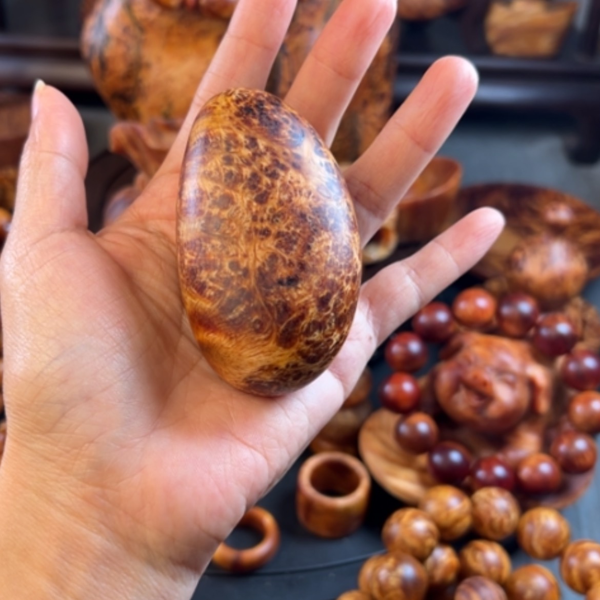 【闪购商品】松木（琥珀木）把件