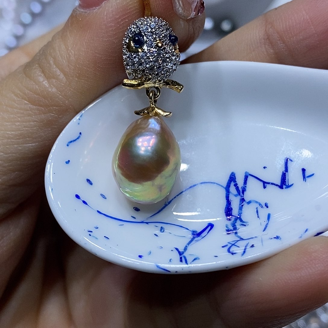 淡水珍珠吊坠未镶嵌