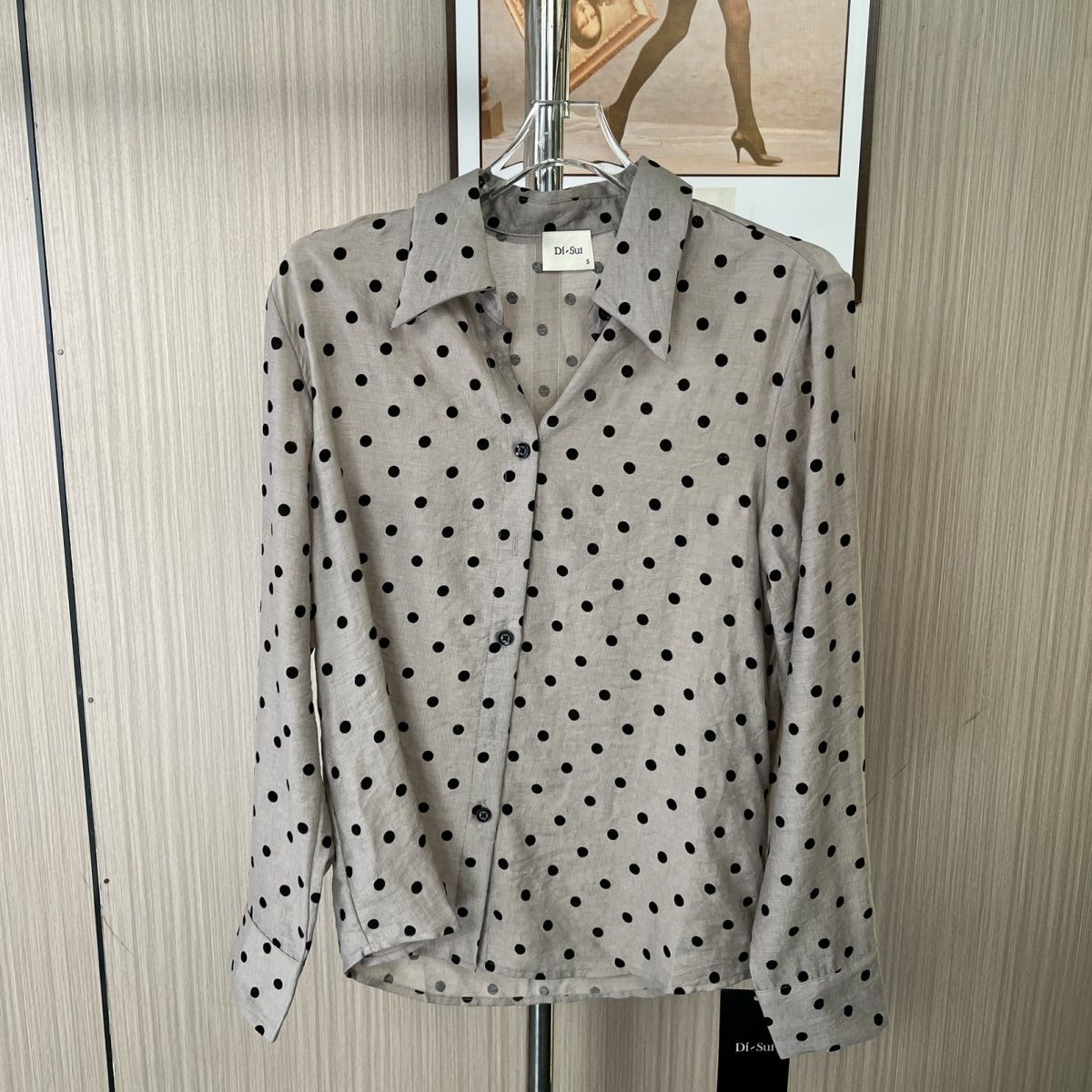 1018撤柜DS长袖波点衬衫春季休闲2025宽松衬衣显瘦上衣