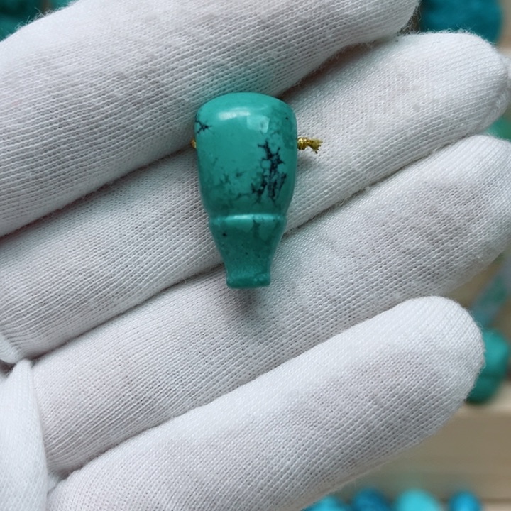 绿松石珠宝未镶嵌