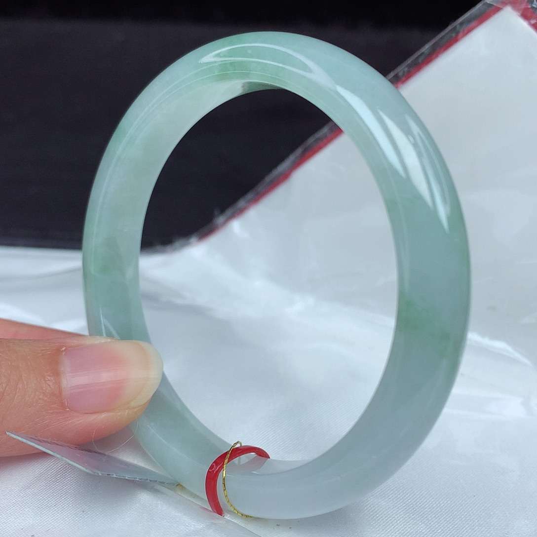 翡翠手镯未镶嵌58圈3837