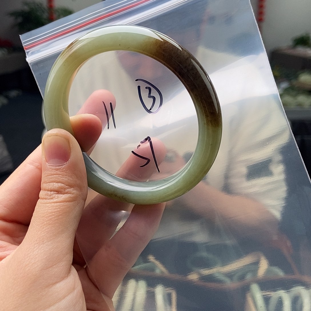 和田玉颜色多样性发拍一发一未镶嵌