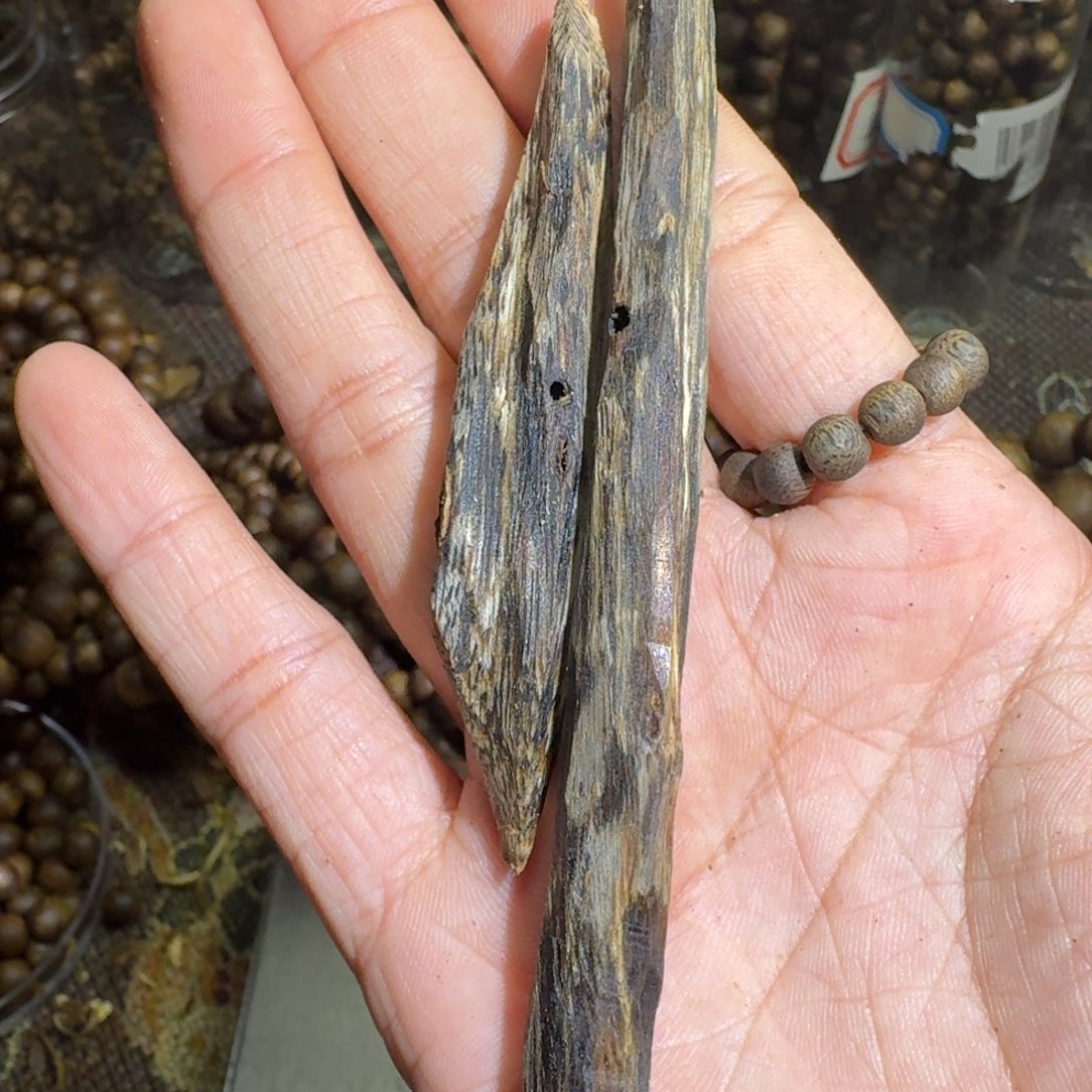 沉香沉香碎屑张勺子树心油11.5克