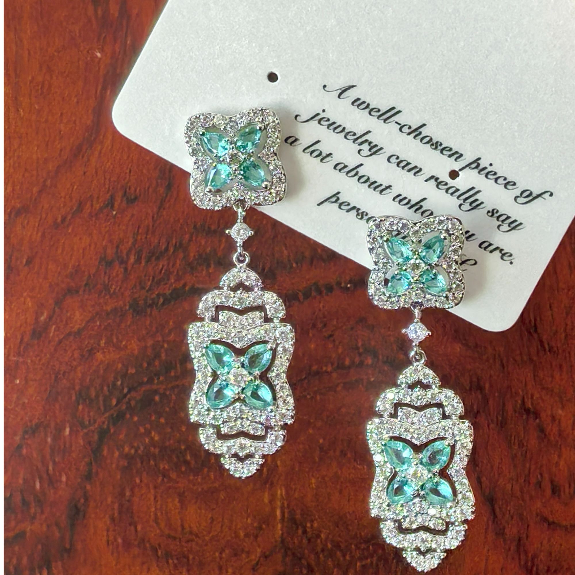 合金耳饰 IIOIY轻奢蓝色镶嵌复古百搭精致耳钉