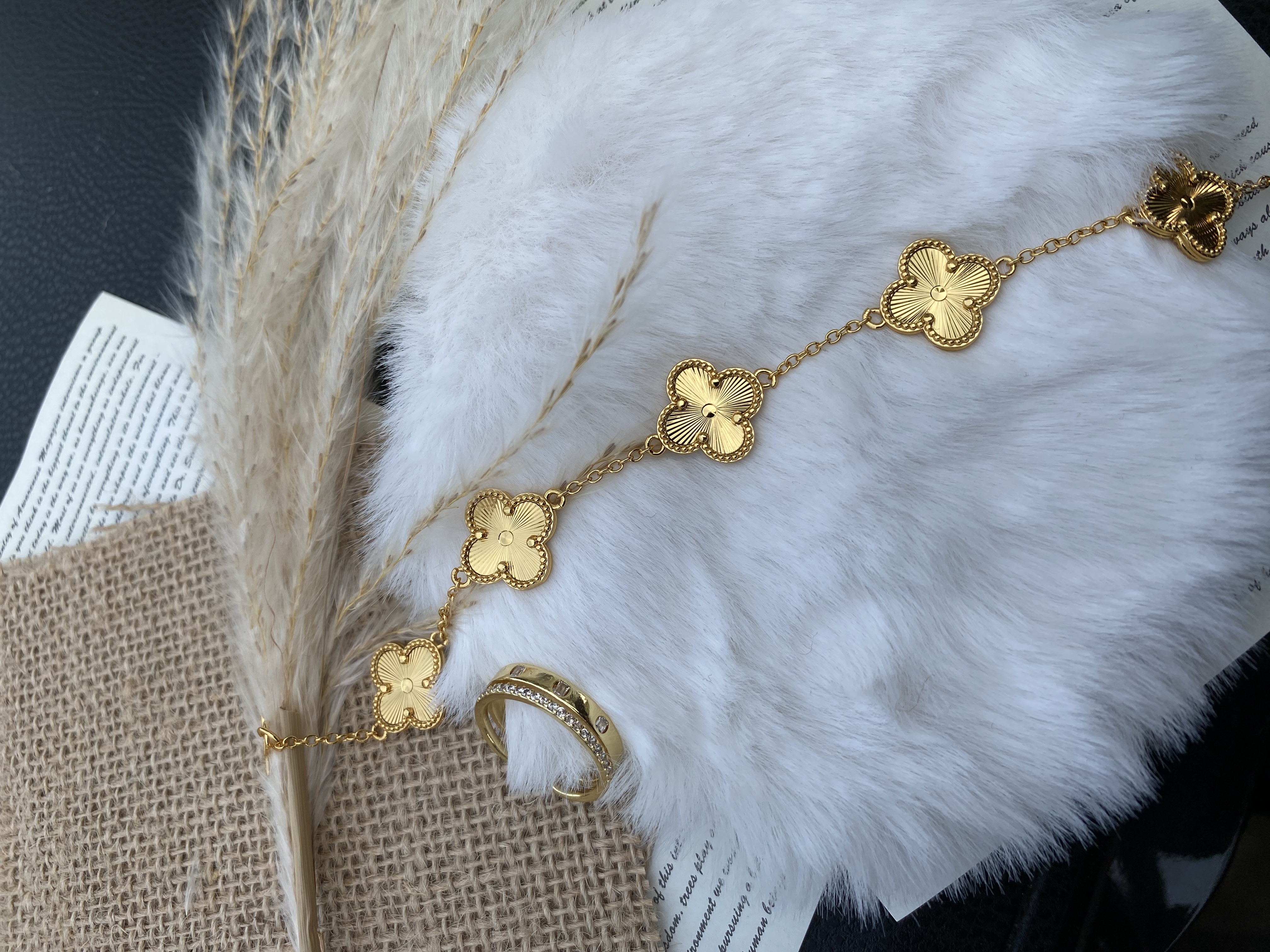 钛钢手链 【芷宁推荐】2025钛钢镭射手链镀18k 轻奢不掉色女