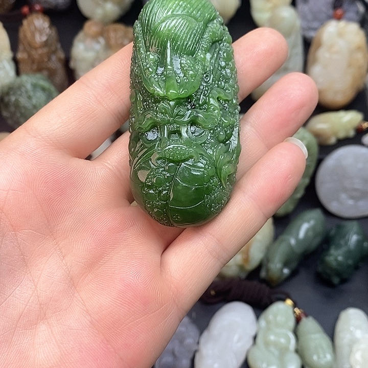 和田玉颈饰未镶嵌陈*洲