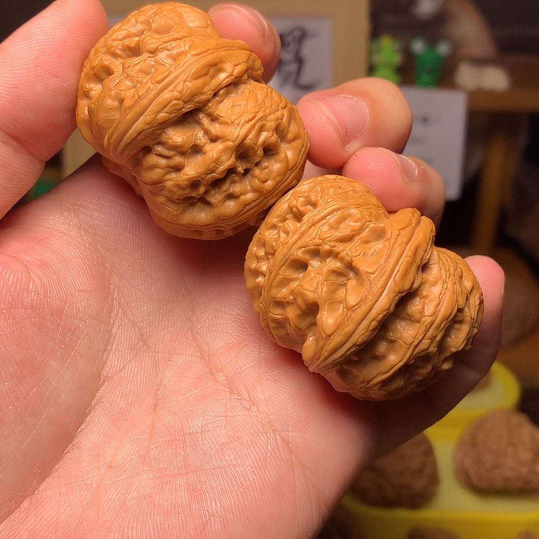 晚***安吊坠文玩核桃元宝子嘎嘎一，噶斯