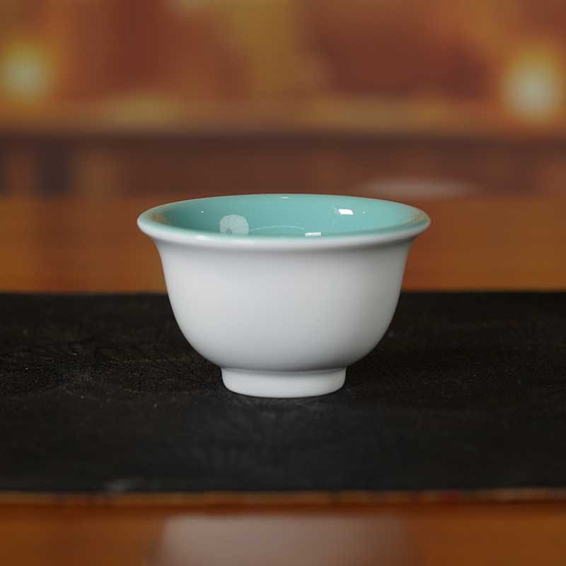 【墨舍好物】 内松石绿外白小压手杯 茶杯th726