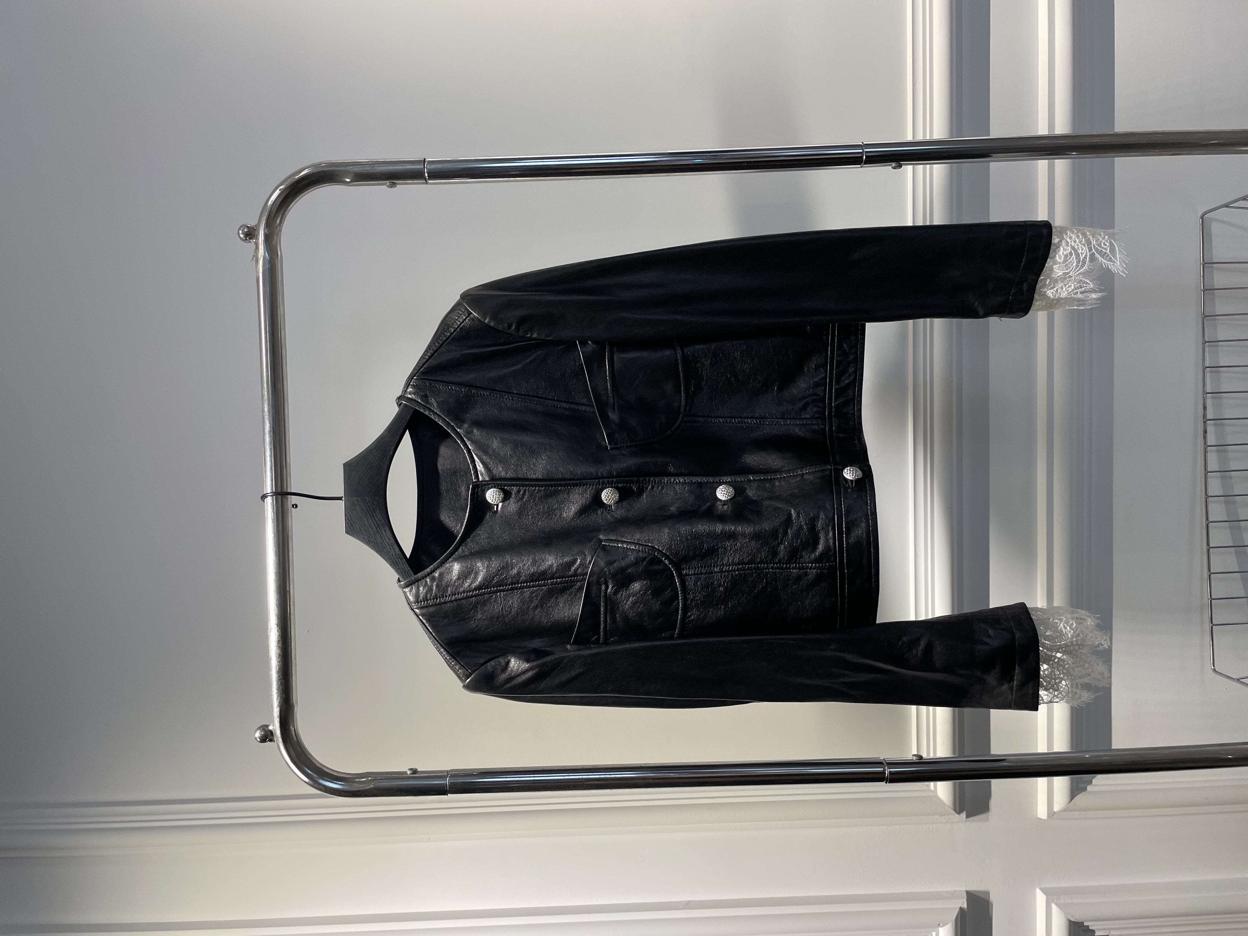 新款时尚百搭皮衣 YT7641