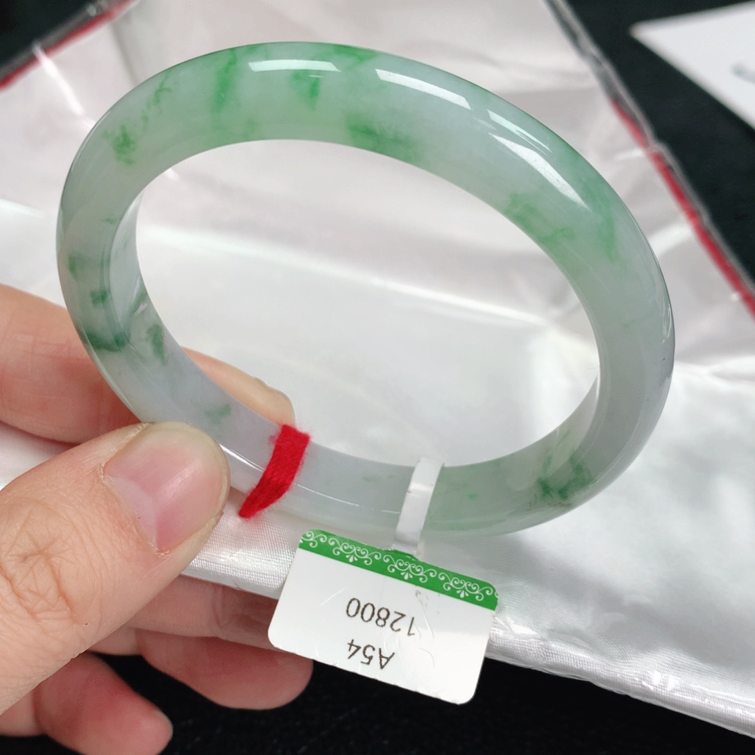 翡翠手镯未镶嵌54贵妃