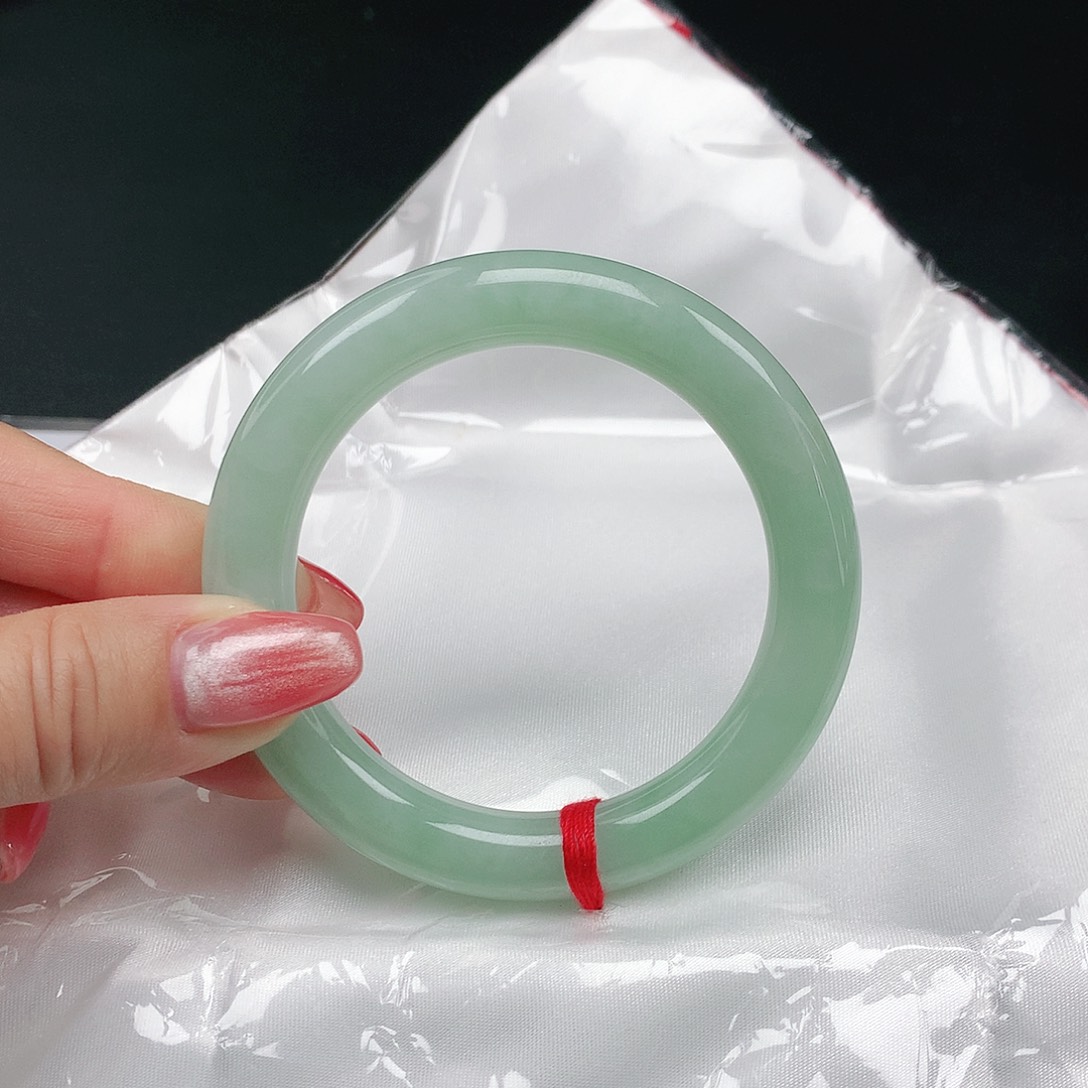 翡翠手镯未镶嵌翡翠036