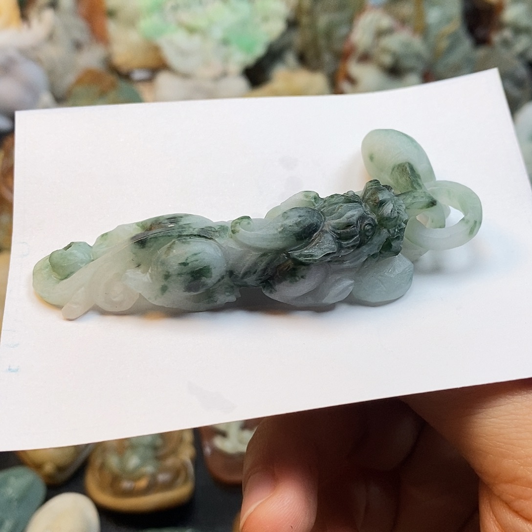 定制翡翠未镶嵌特色a货翡翠