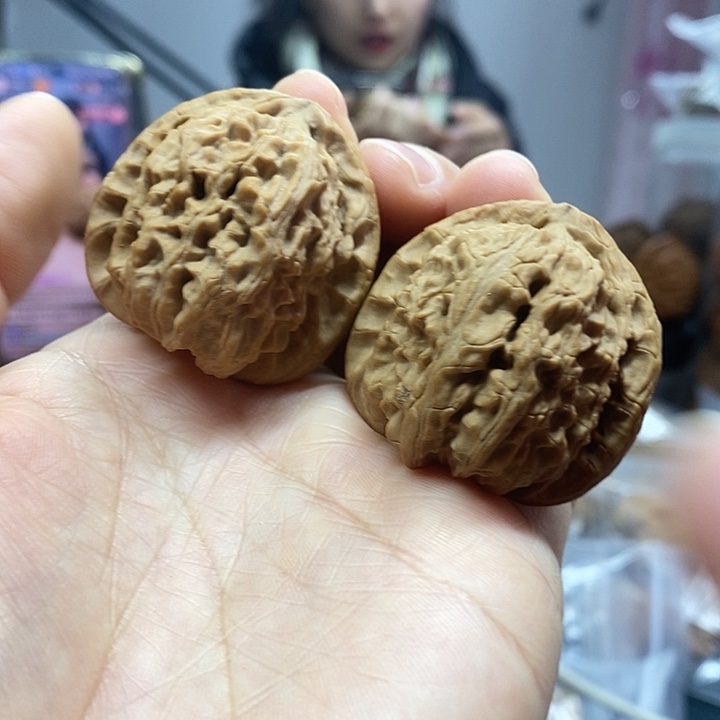 把件文玩核桃38白狮子老树