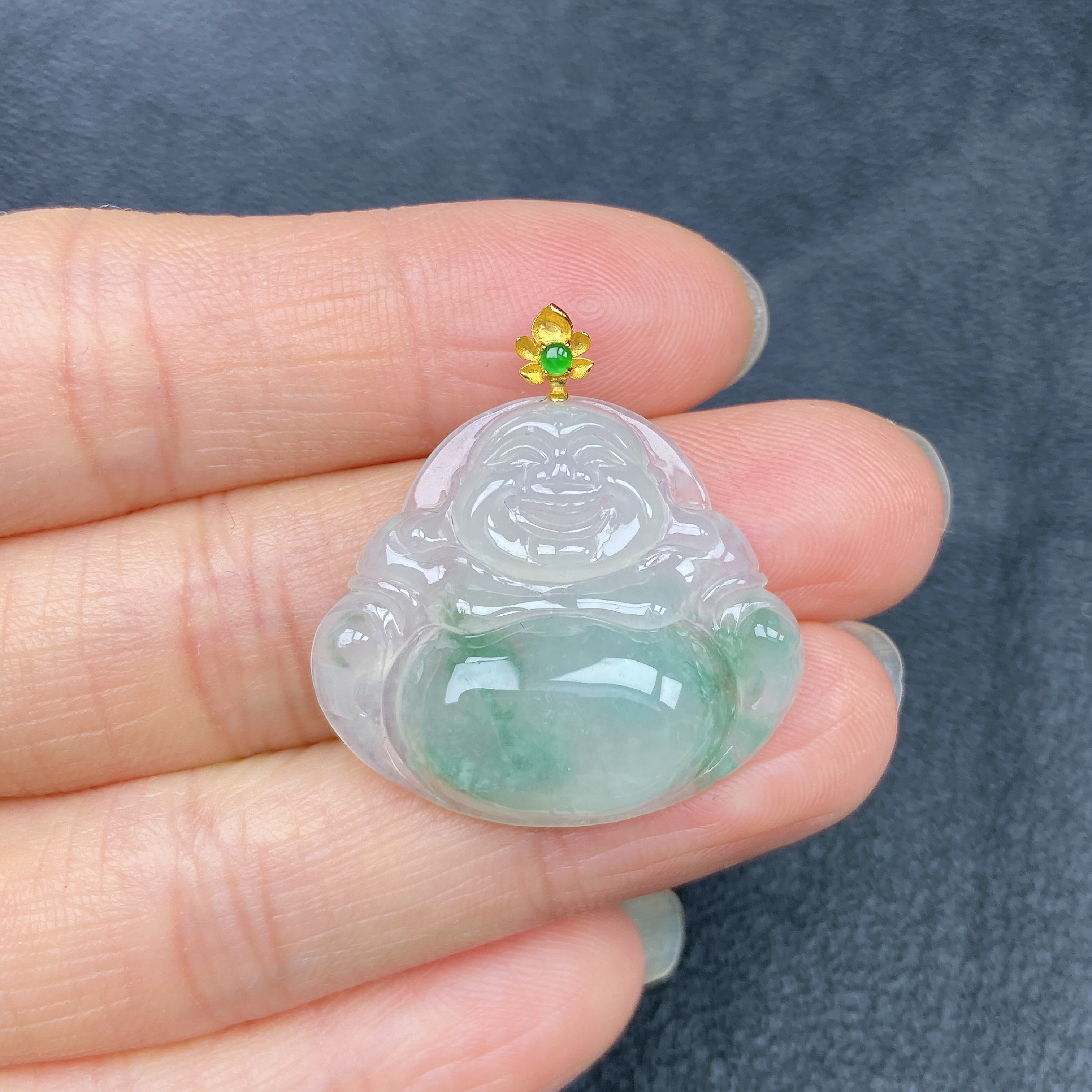 18k扣头冰润精美飘花佛公吊坠翡翠a货28.2×24.7×5.8mm有纹特价