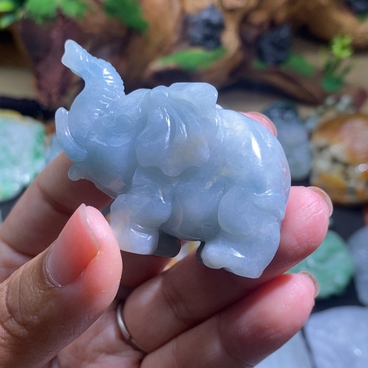 【闪购商品】颈饰未镶嵌翡翠象